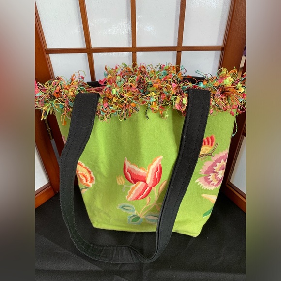Handbags - Women’s Purse Bag Mini Tote Like New. Green/Multi-color